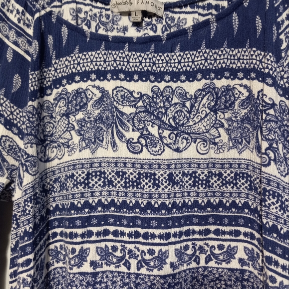 Absolutely Famous EUC Navy & White Patterned Blouse, Bell Sleeves, Sz Large - Picture 3 of 8